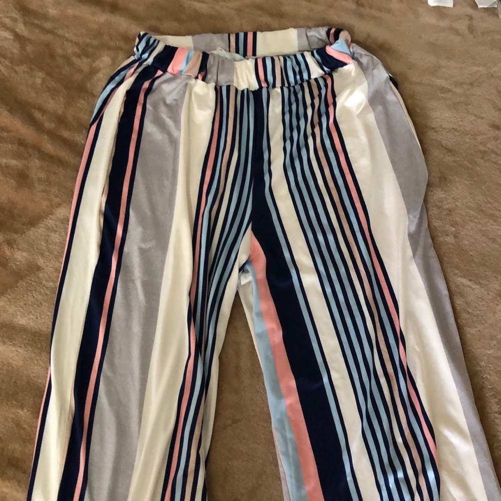 Wide leg pants